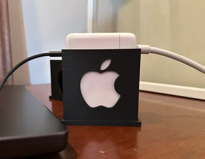 Macbook Pro 140w Power Adapter stand