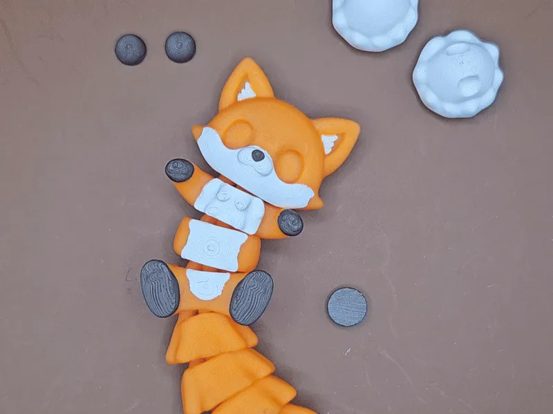 Moxxie – Flexi Fox Keychain & Fridge Magnet view 3