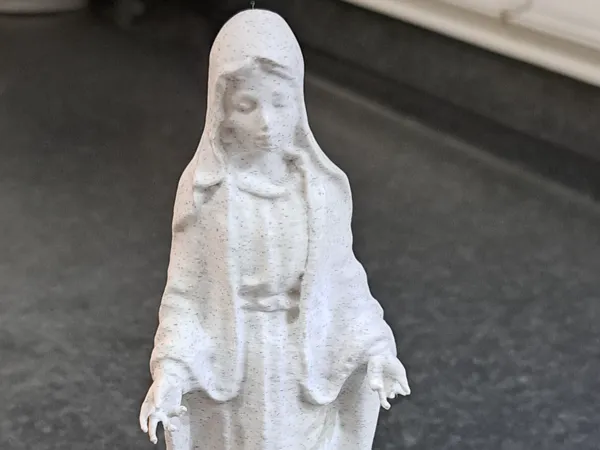 Statue de la Vierge Marie