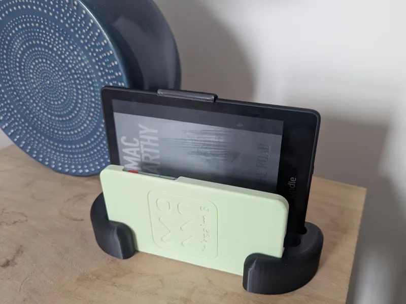 Stand for Kindle Paperwhite and a Moaan Inkpalm 5 