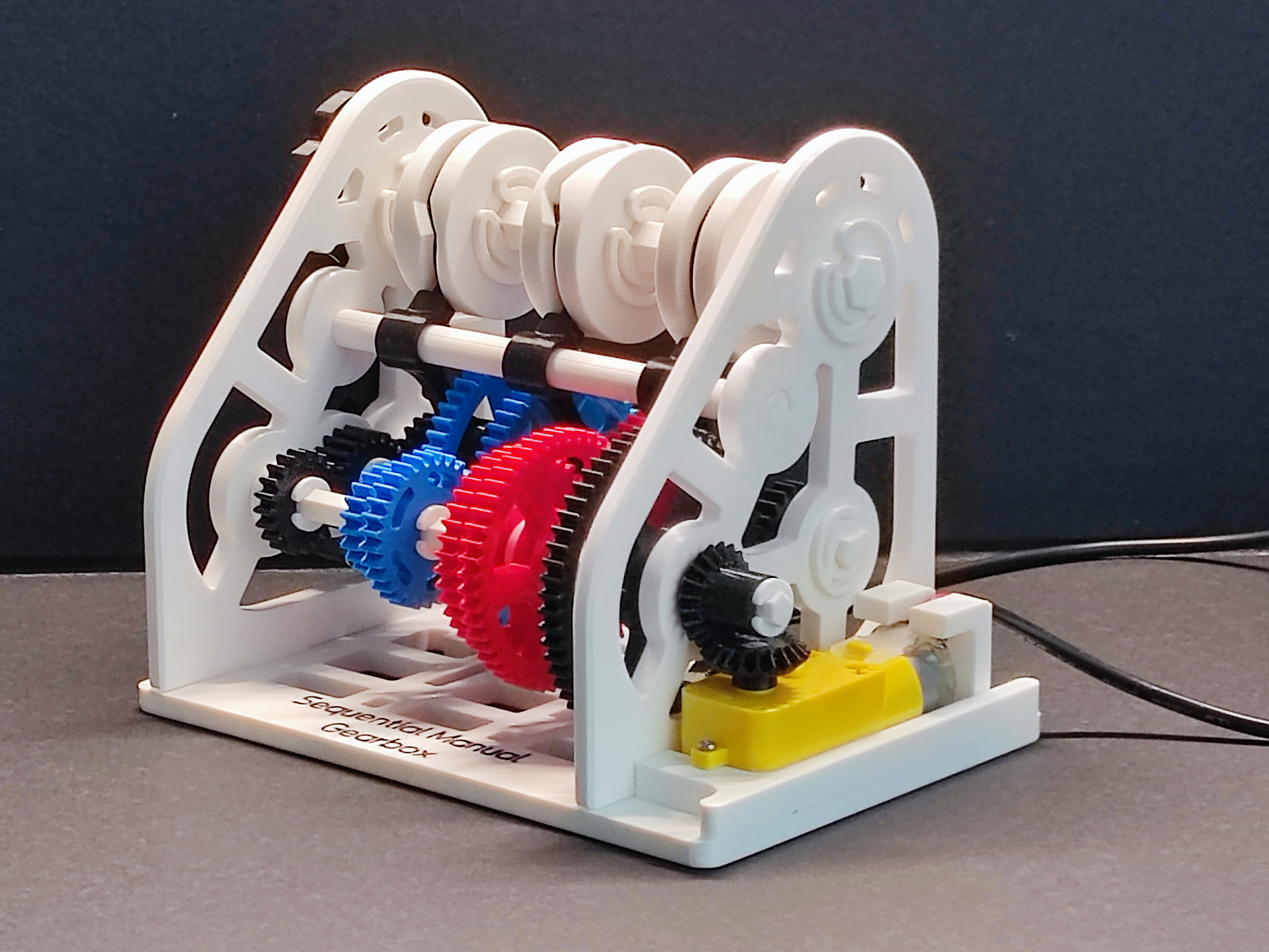 Miniatura 2 do modelo 3D 序列式变速箱