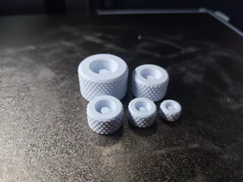 Knurled handle - M3 to M8 Socket Head Cap Screw view 3