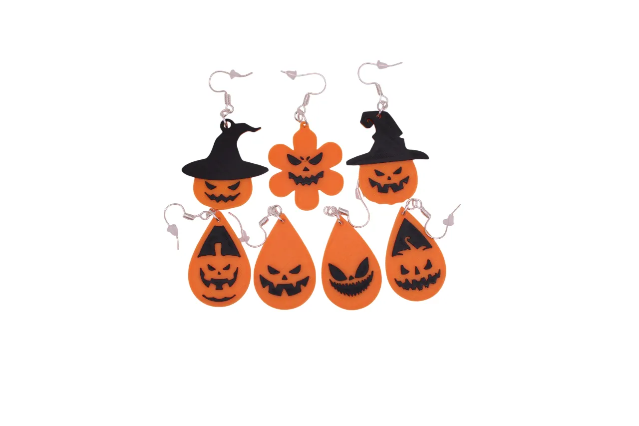 Halloween earrings pt 4 - Jack o Lantern view 2