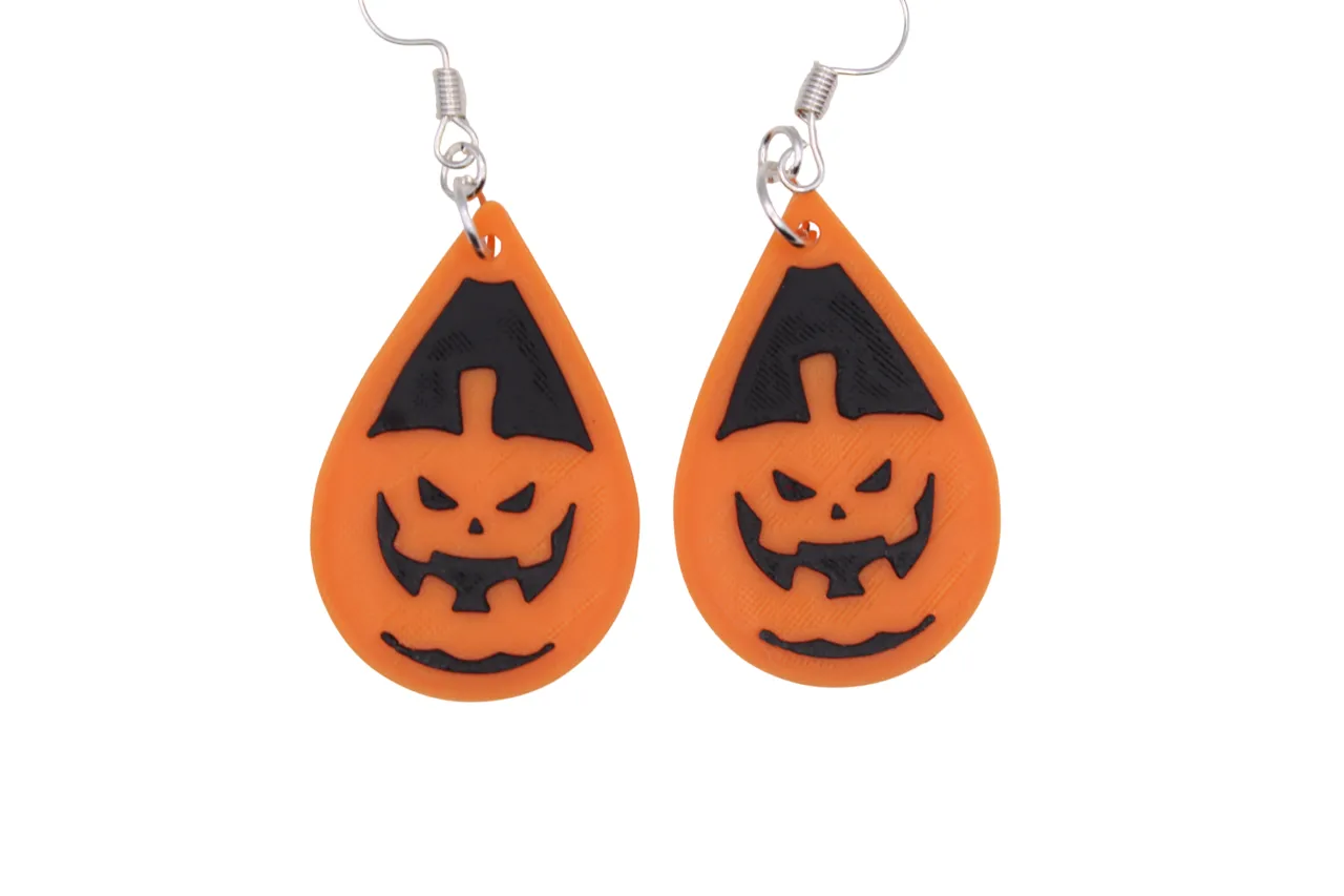 Halloween earrings pt 4 - Jack o Lantern view 4