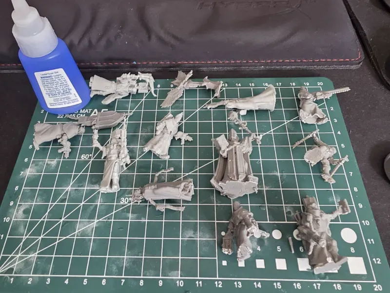 Modelo para impresión 3D: NEW POST!!!! Canadian Battle Priest Murder Team. Referencia del modelo original.