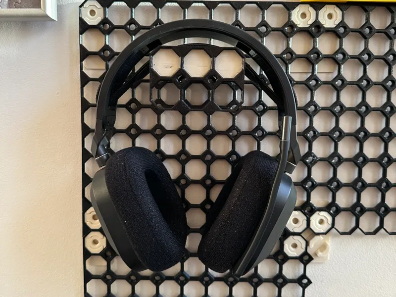Multiboard Headphone Holder