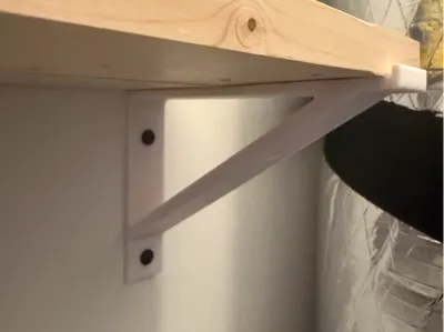 1x4 lumber shelf bracket