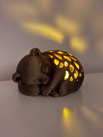 Letrero o emblema decorativo: Sleeping Bear Night Light — vista de referencia 3