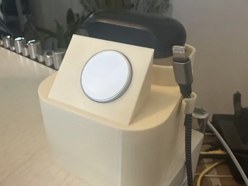 Charging Stand - Beats Solo Buds & Apple Watch