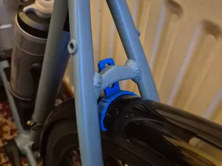 Bike mudguard bridge