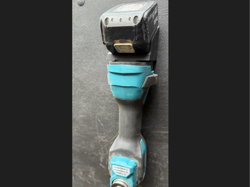 Makita Multi tool,Winkelschleifer Halter + Akku