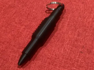 Kubotan_Kugelschreiber_Anhänger