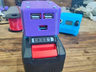 Ozito PXC 20V 100W USB-PD & USB-A (QC 3.0) Charger