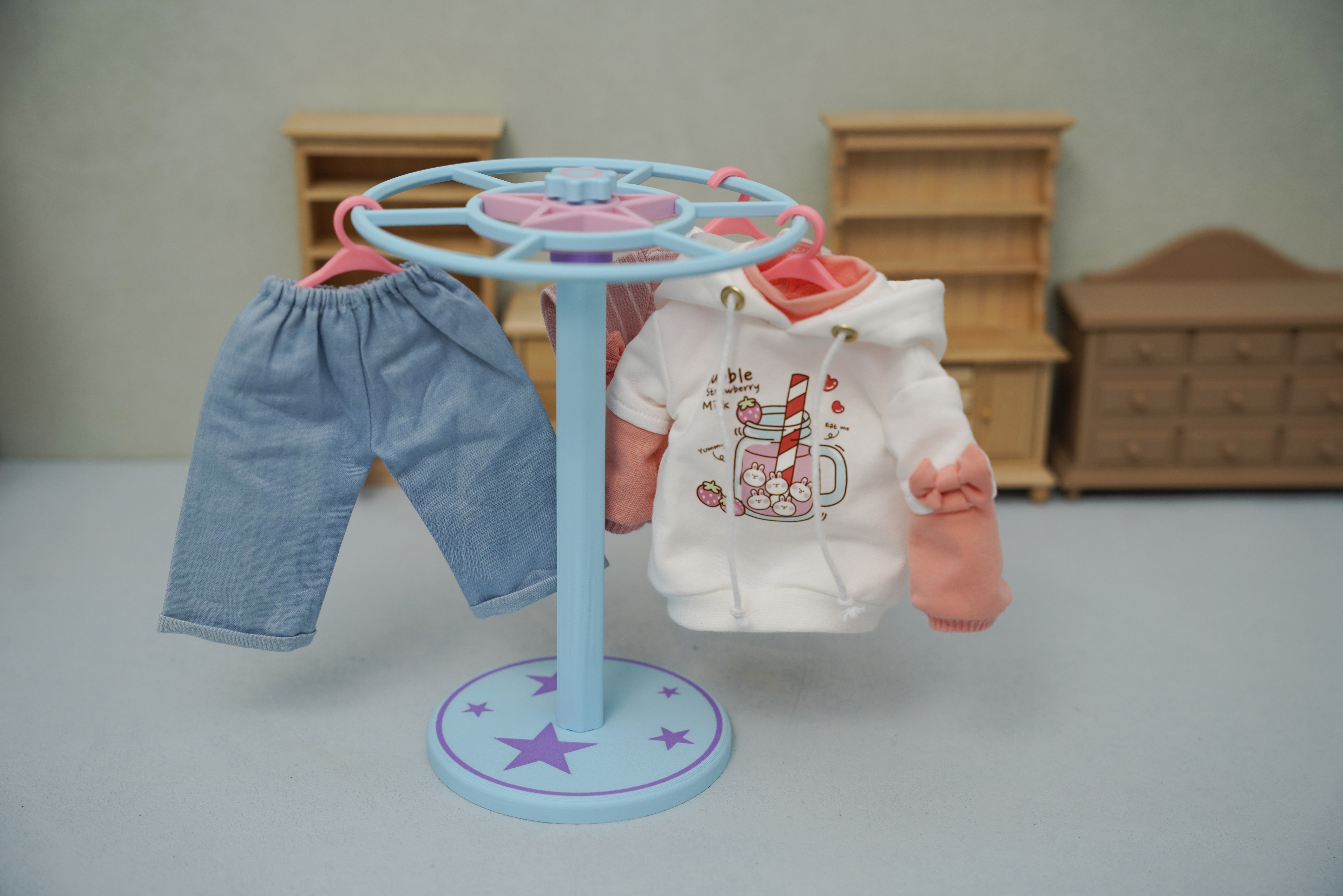 Miniatura 3 do modelo 3D 6分BJD娃衣衣架圆形落地衣架