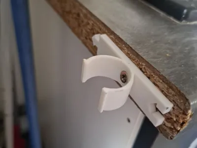 Broom holder