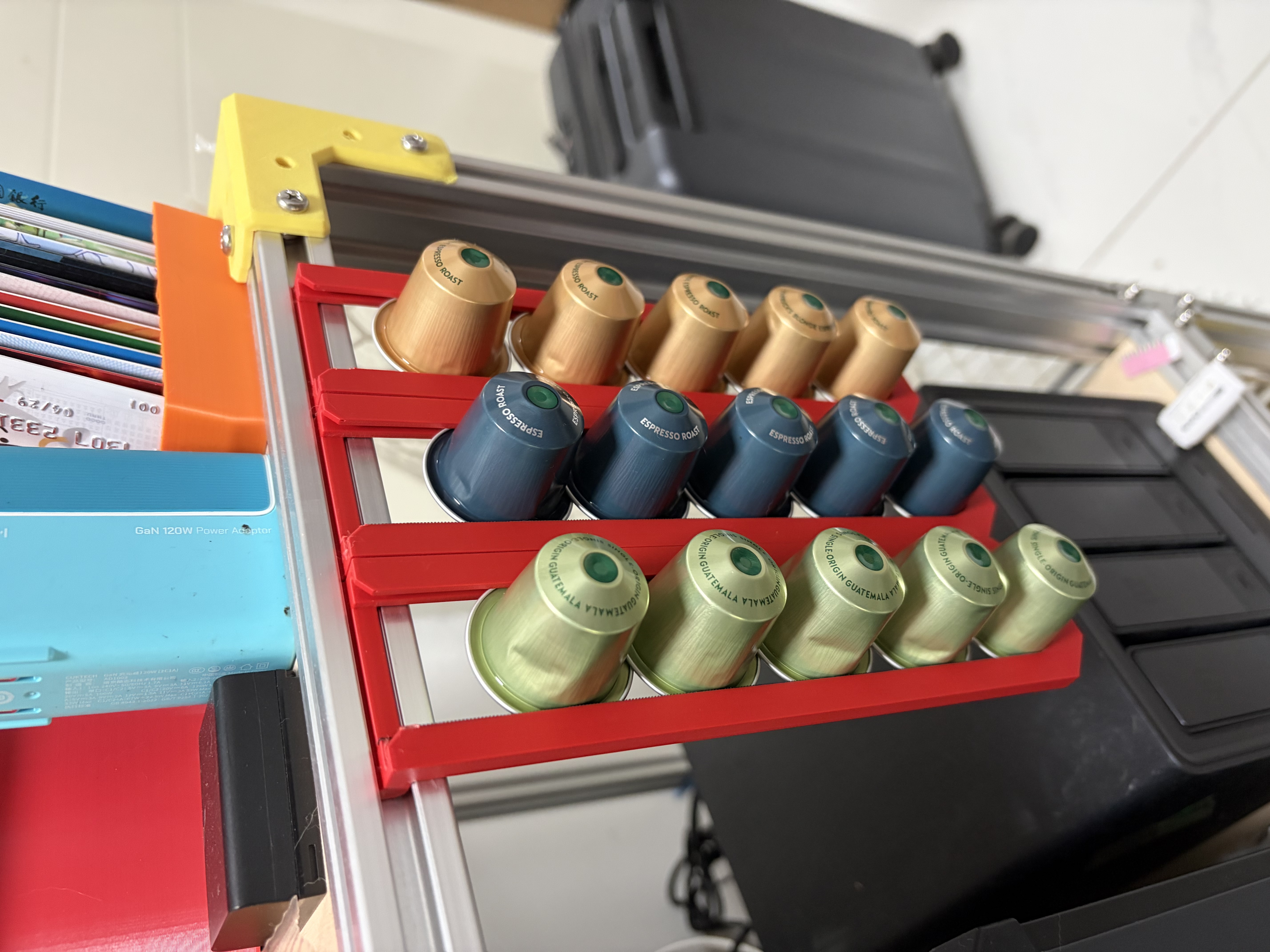 Miniatura 2 do modelo 3D 铝型材胶囊咖啡挂架