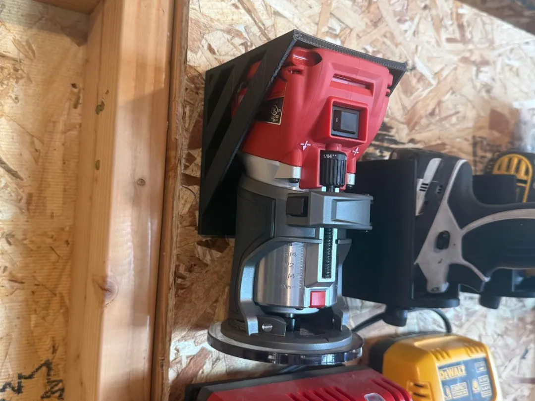 Milwaukee Compact Trim Router M18 墙壁支架 来自 Printing King MakerWorld：免费下载 ...