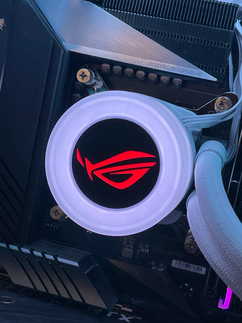 Lian Li Galahad II - ROG Pump Cover 