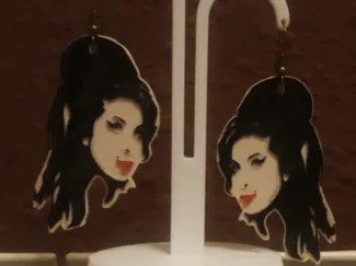pendientes Amy