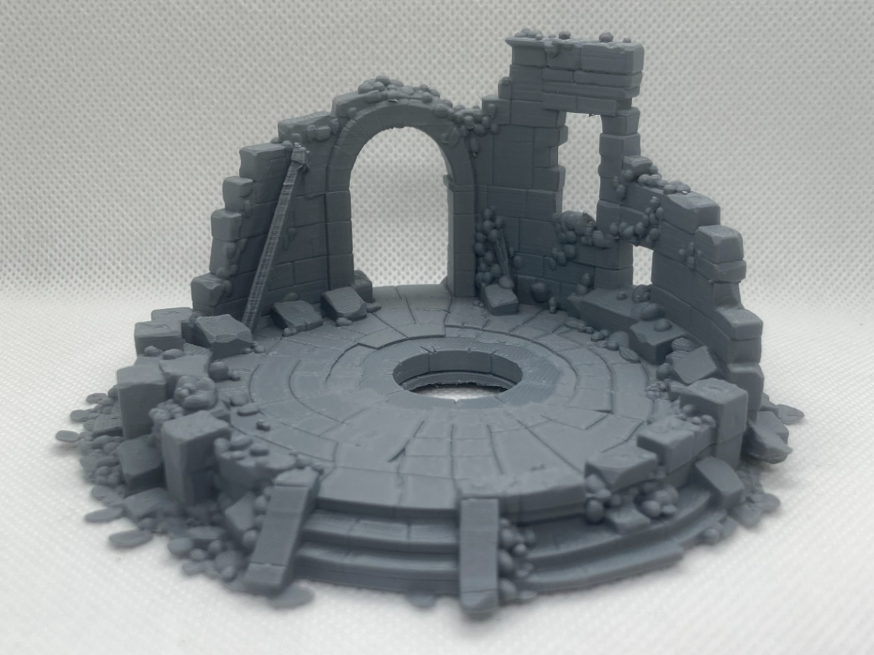 Ruin Circular Stone Platform - Miniature Scenery