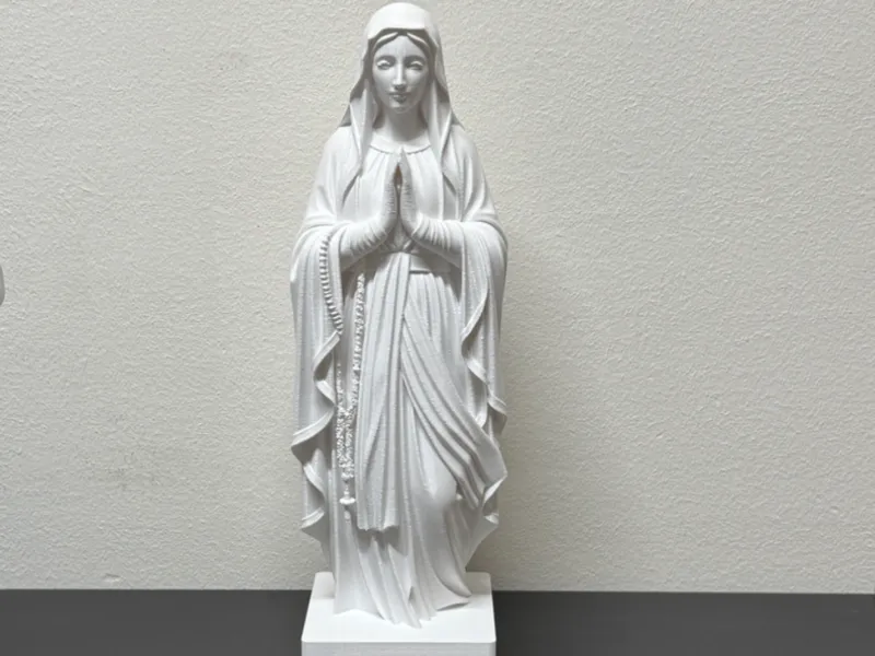 Statua della Madonna