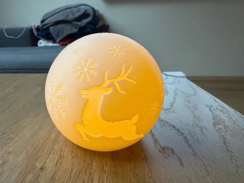 Winterlicht Reindeer Sphere