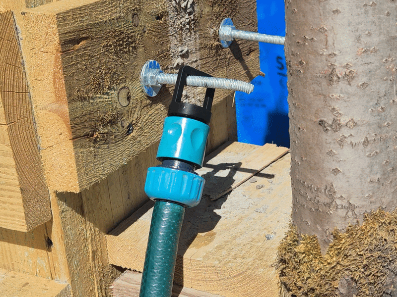 Quick Connect Hose Hanger