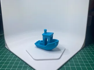 PhotoBox with magnetic base