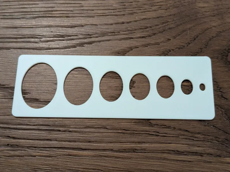 Oval Drawing Template – 7 Sizes (5-30mm)