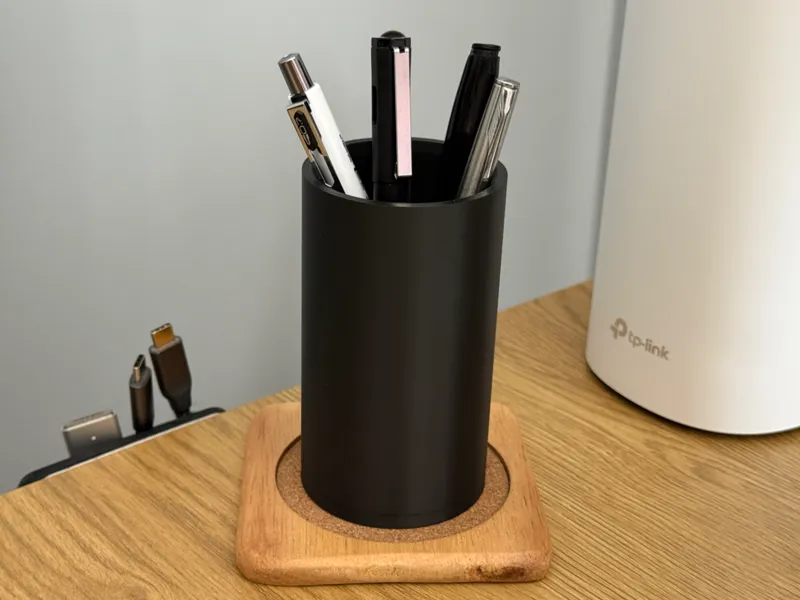 Super simple pencil holder