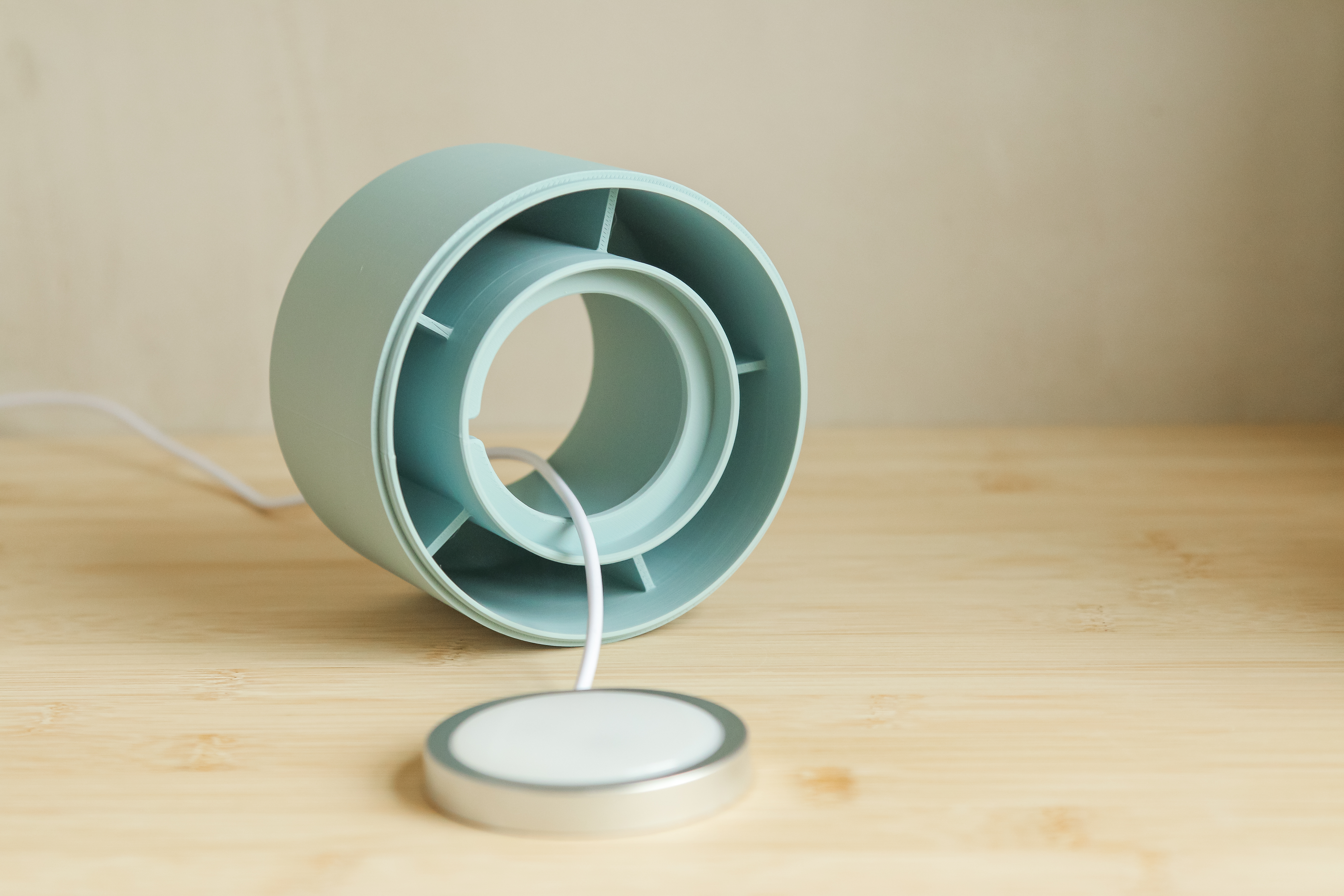 Miniatura 2 do modelo 3D Minimalistic Table Lamp – modern & elegant light
