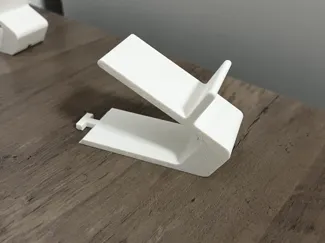 Soporte apilable para mandos de videojuegos