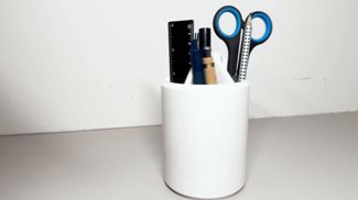 Spinning desk organizer
