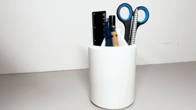 Spinning desk organizer