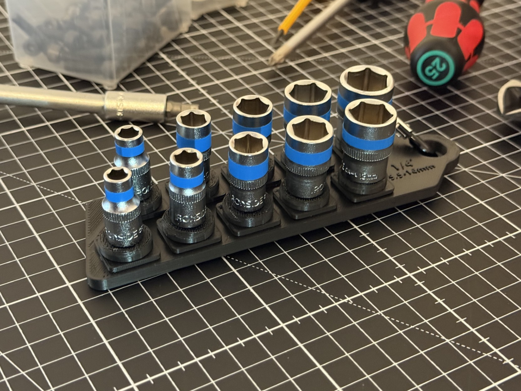 Socket Snap - Socket Holder/Organizer. 1/4' Drive