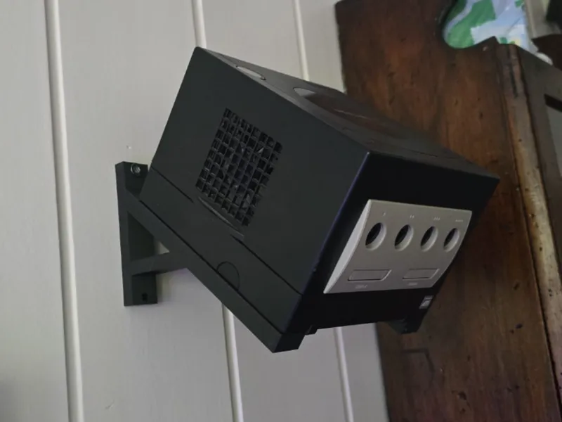 Game Cube Wall mount