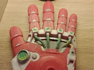 Omni-Red Grabpack Hand