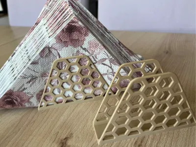 Honeycomb napkin holder