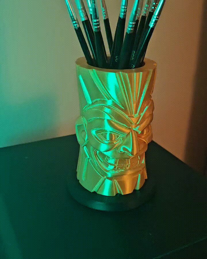 Tiki totem Pencil holder