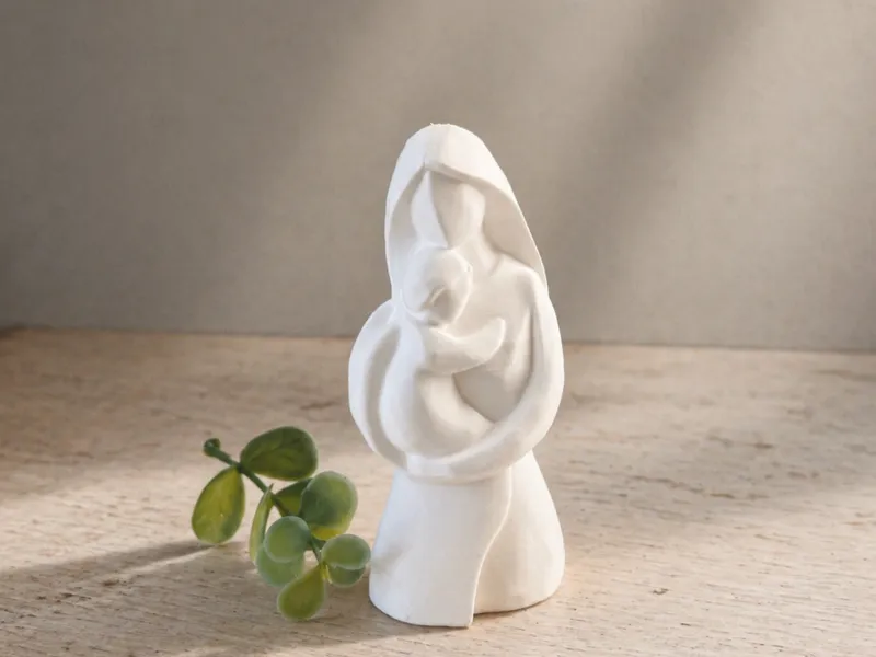 Mutter Skulptur mit Kind 