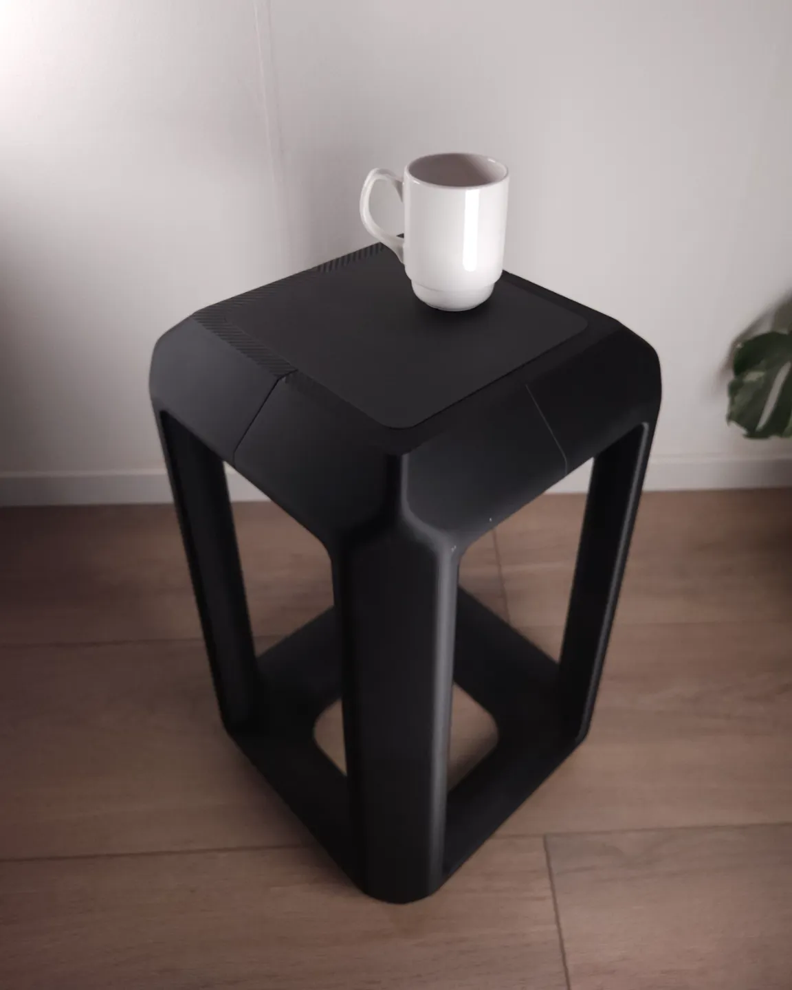 Coffee Table / Side Table / End Table view 2