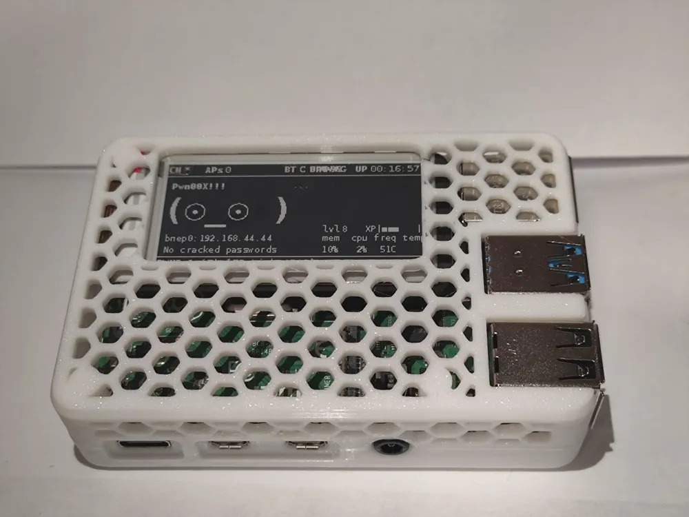 Raspberry Pi 4 Pwnagotchi case Waveshare Eink 2.13 - Free 3D Print ...