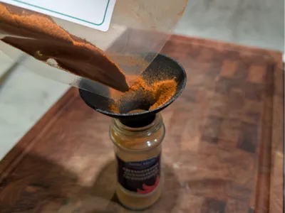 Santa Maria Spices Refill Funnel