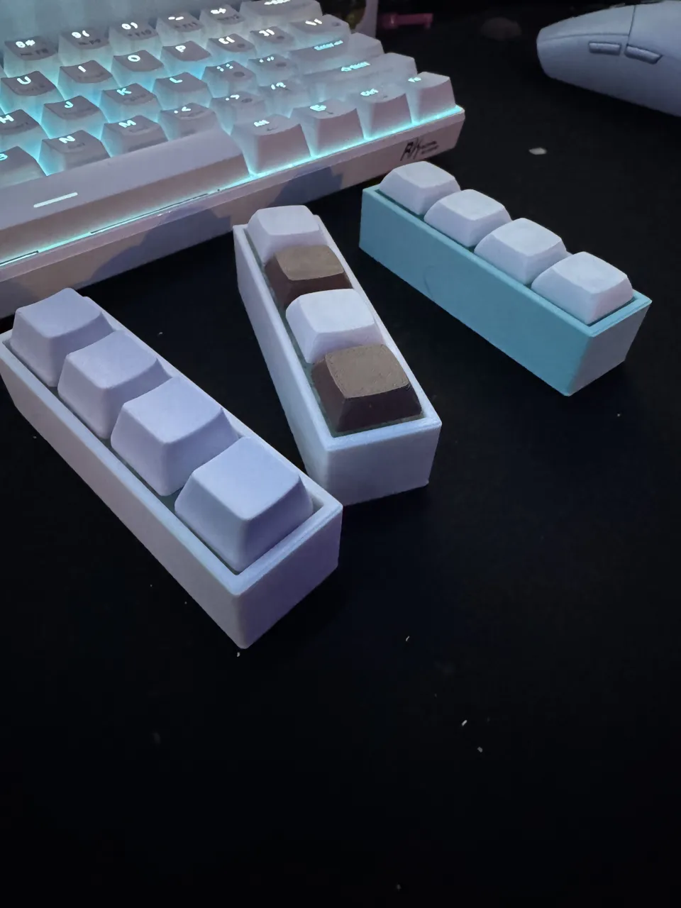 Mechanical keyboard fidget view 4
