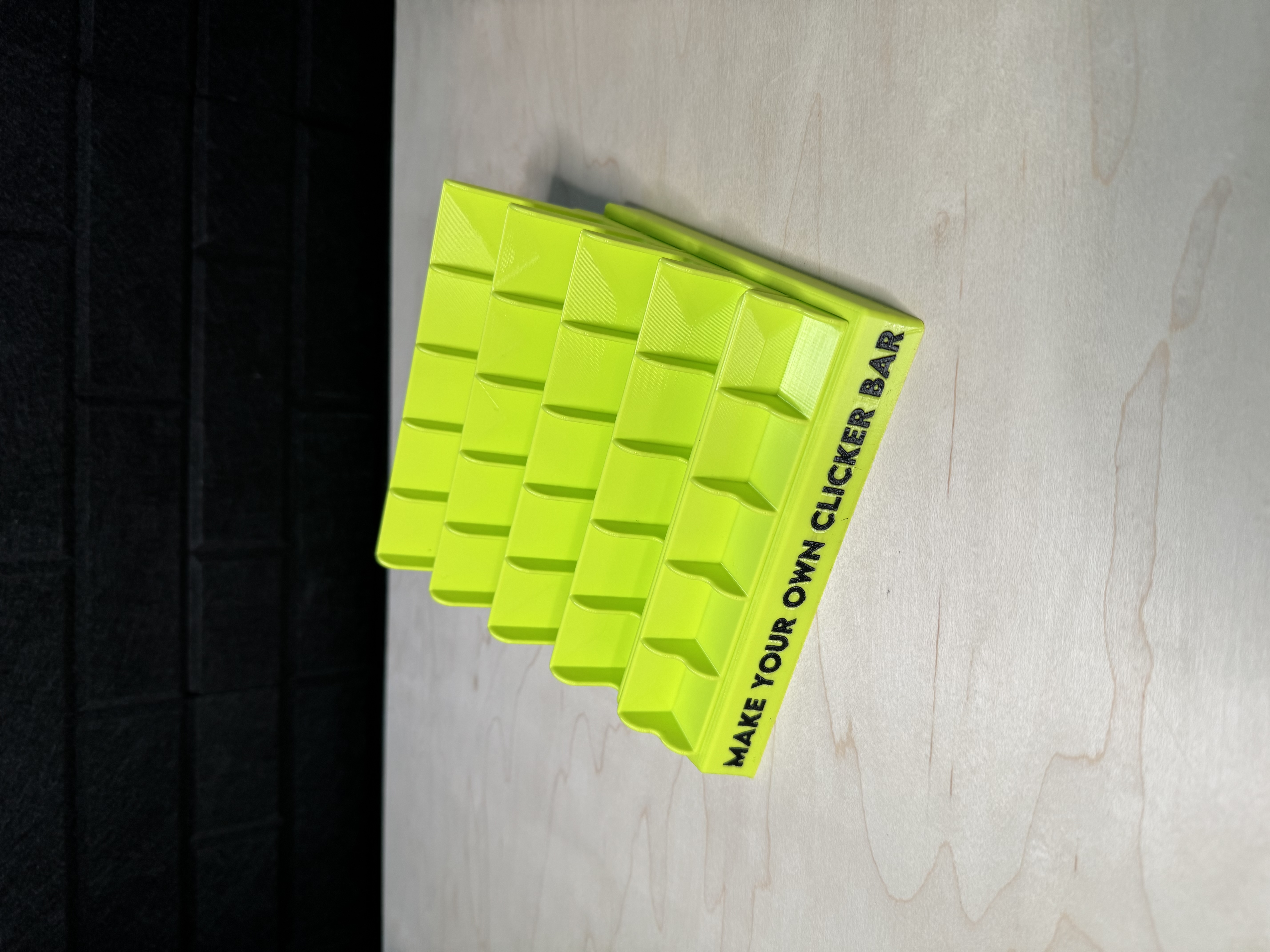 Miniatura 2 do modelo 3D Level Clicker Bar Display