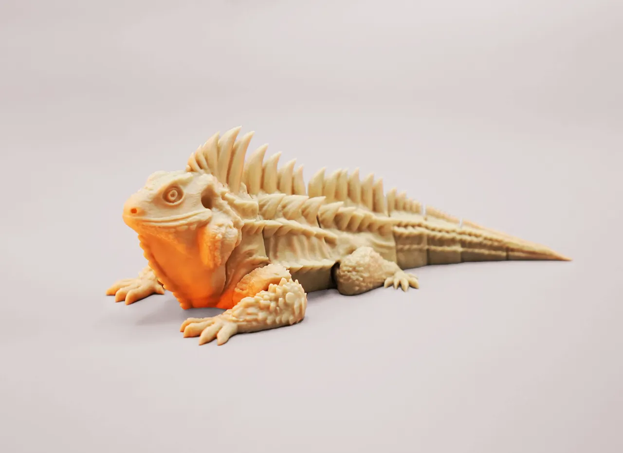 Realistic Articulated iguana view 2