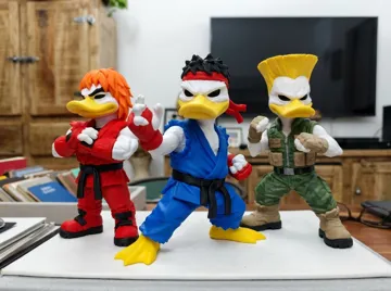 Soporte: GUILE DUCK – STREET FIGHTER DUCK Il Soldato — vista de referencia 3