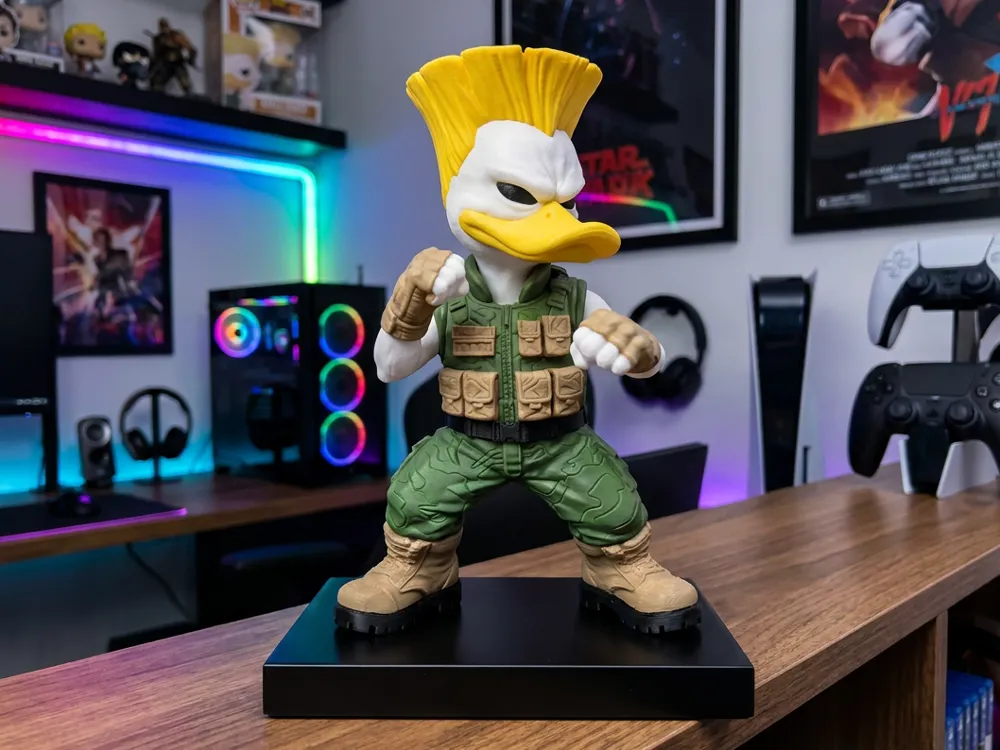 Soporte: GUILE DUCK – STREET FIGHTER DUCK Il Soldato. Referencia del modelo original.