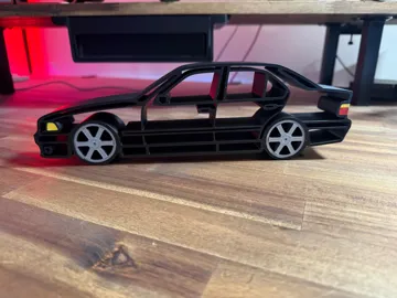 Escenografía en miniatura: BMW 3 Series E36 Inspired Silhouette Desk Decor — vista de referencia 5