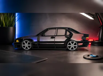 Escenografía en miniatura: BMW 3 Series E36 Inspired Silhouette Desk Decor — vista de referencia 2